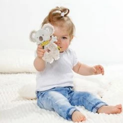 Baby Fehn Greifling Koala mit Rassel - Australia -Günstiges Babyspielzeug Geschäft baby fehn greifling koala mit rassel australia 064049 d2