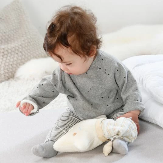 Baby Fehn Spieluhr Stern mit Mütze - Baby Love 3 Baby Fehn Spieluhr Stern mit Mütze - Baby Love – Bild 3