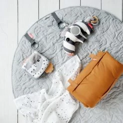 Done by Deer Activity-Soft-Bilderbuch - Elphee - Grau 11 Done by Deer Activity-Soft-Bilderbuch - Elphee - Grau -Günstiges Babyspielzeug Geschäft done by deer activity soft bilderbuch elphee grau 40848 d5