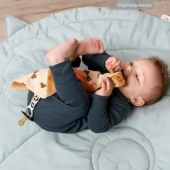 Done by Deer Schmusetuch mit Beißring & Schnullerhalter - Croco - Grün 10 Done by Deer Schmusetuch mit Beißring & Schnullerhalter - Croco - Grün -Günstiges Babyspielzeug Geschäft done by deer schmusetuch mit beissring schnullerhalter croco grun 4313293 d4