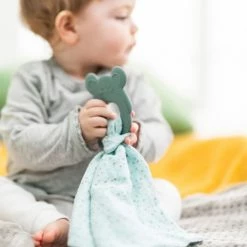 Nattou 2-tlg. Set Schmusetuch mit Silikon-Beißring - Mint -Günstiges Babyspielzeug Geschäft nattou 2 tlg set schmusetuch mit silikon beissring mint 877879 d2