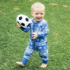 Playgro Baby-Stoffball mit Rassel - Mein erster Fußball 9 Playgro Baby-Stoffball mit Rassel - Mein erster Fußball -Günstiges Babyspielzeug Geschäft playgro baby stoffball mit rassel mein erster fussball 40043 d3